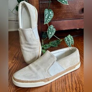 Vince Suede Johan Slip On Cream Espadrille Loafers/Sneakers, Size 8.5